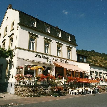 Gasthaus Zur Traube Hatzenport エクステリア 写真