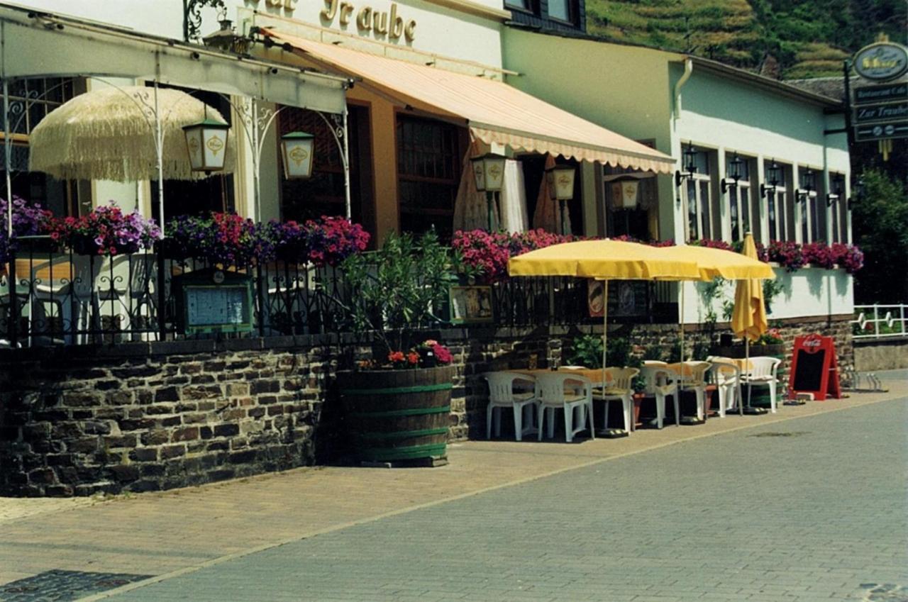 Gasthaus Zur Traube Hatzenport エクステリア 写真